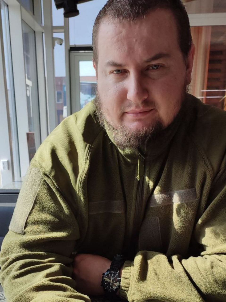 Северинівська громада прощається з полеглим Захисником Віталієм Переборовим