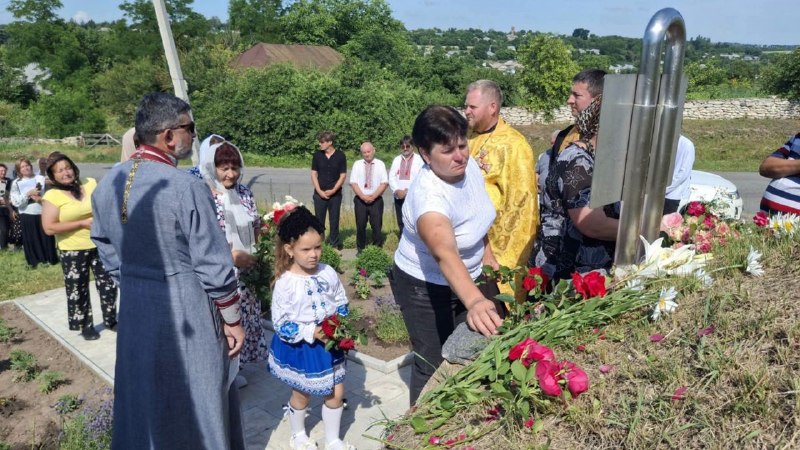 На Вінниччині освятили козацький курган і пам'ятний хрест